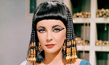 Elizabeth-Taylor-as-Cleop-007